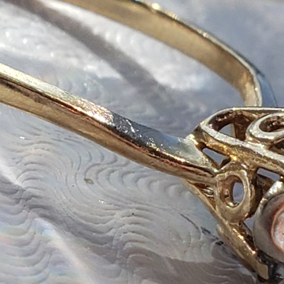 True Vintage 7 diamond engagement ring 10kt gold - Picture 3 of 12